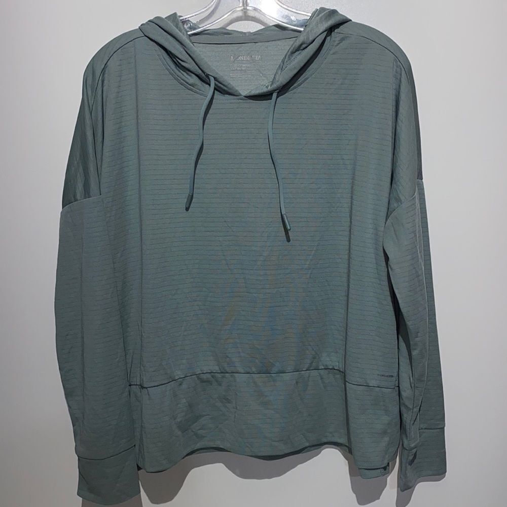Mondetta Women's Green‎ Performance Luxury Hooded Workout Top Size Small
